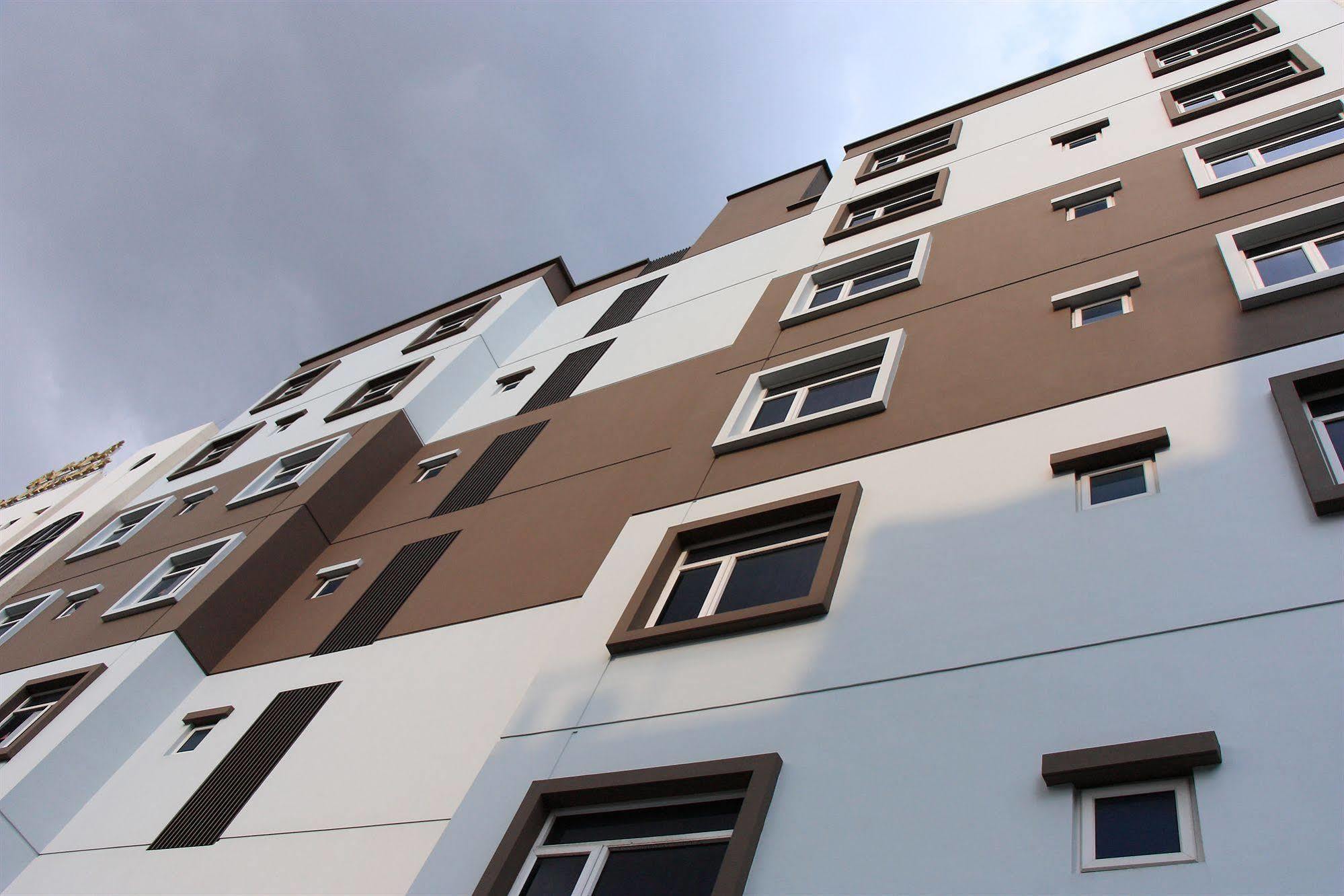 Ibis Budget Singapore Sapphire Eksteriør billede